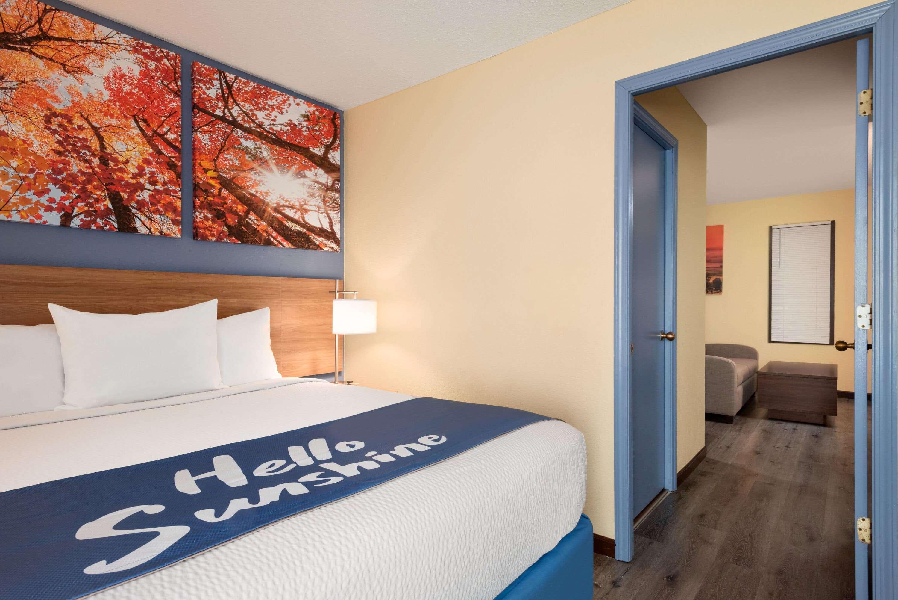 Days Inn & Suites By Wyndham מריוויל מראה חיצוני תמונה