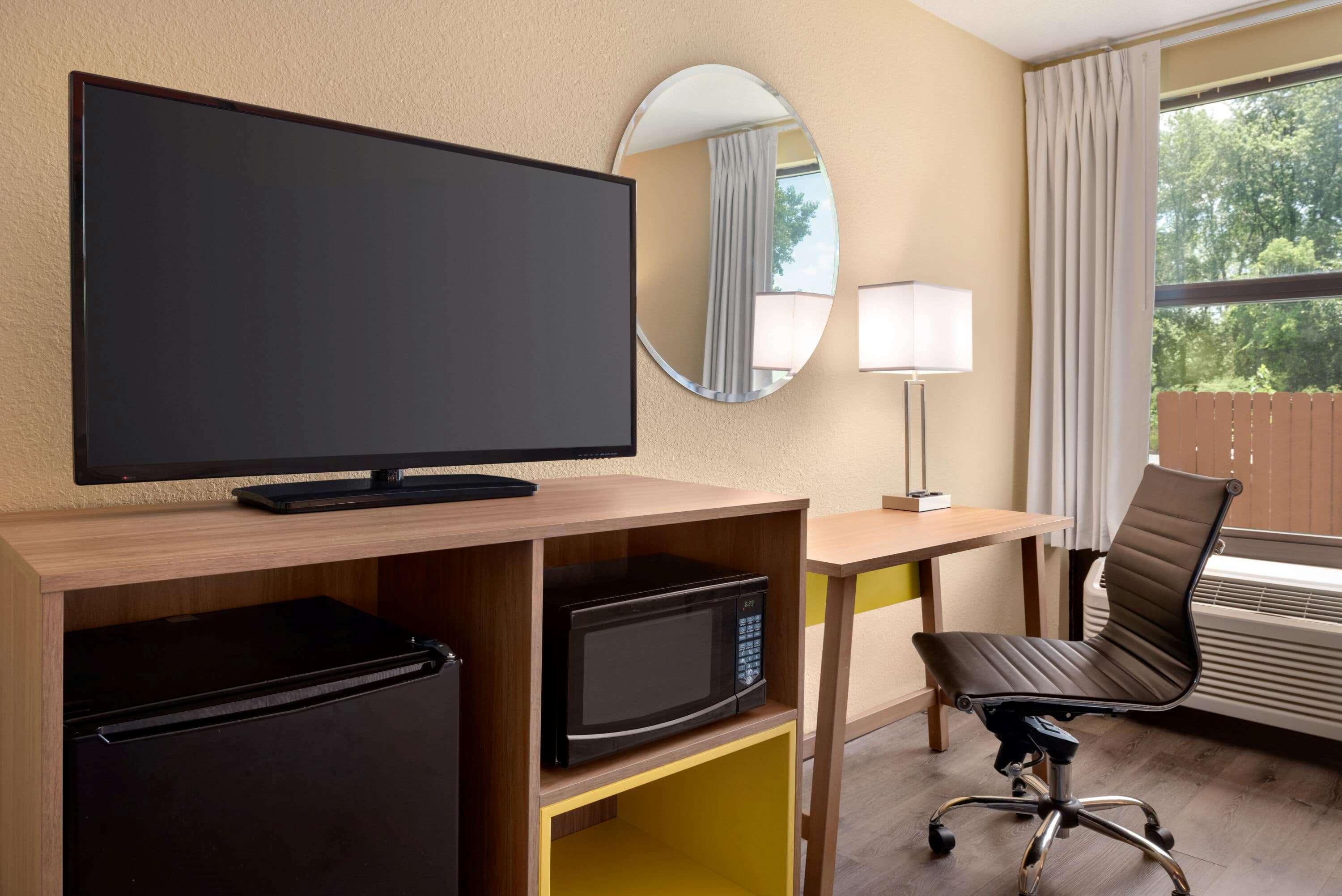 Days Inn & Suites By Wyndham מריוויל מראה חיצוני תמונה