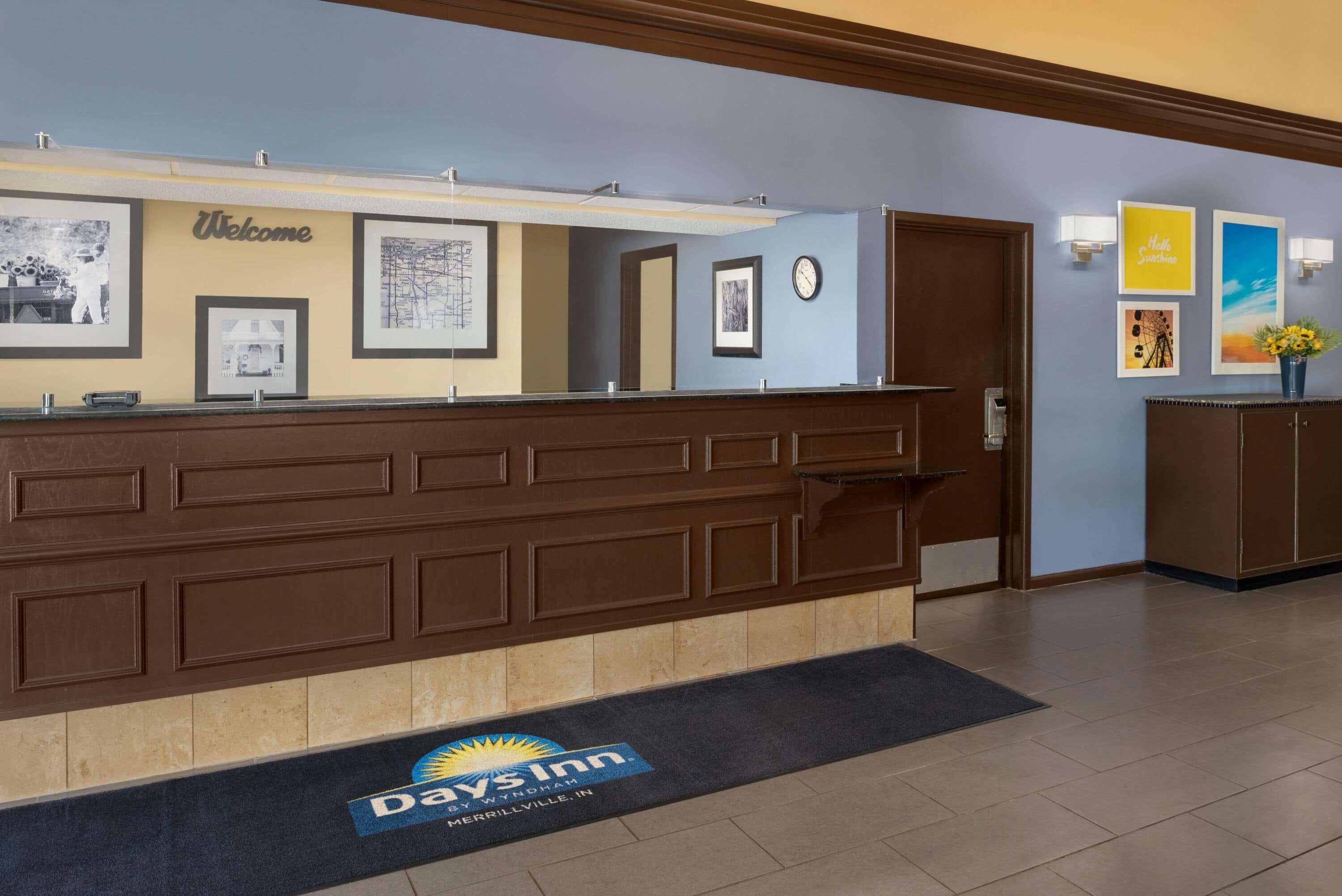 Days Inn & Suites By Wyndham מריוויל מראה חיצוני תמונה
